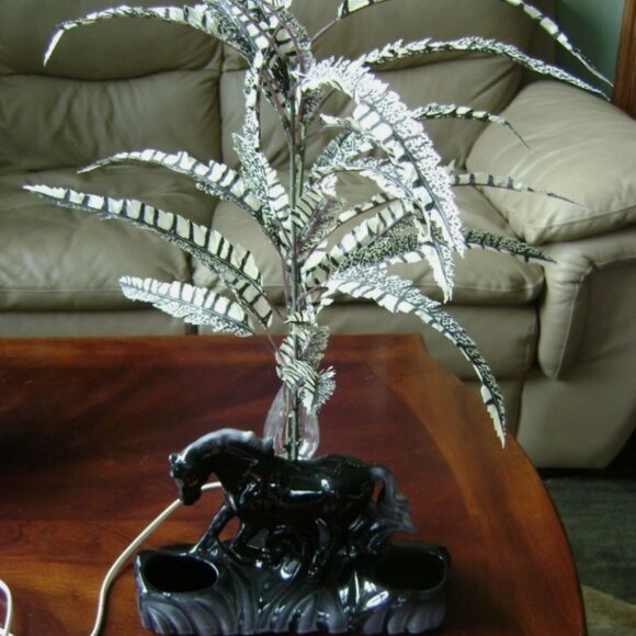 Vintage MCM 1950s Black Gray Horse Planter Accent TV Table Lamp - Picture 9 of 11